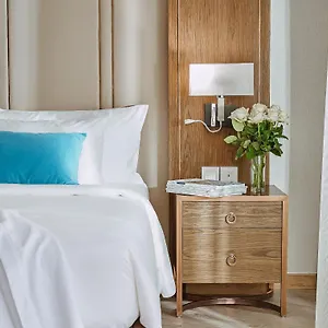 Coastal Panorama Oceanfront ニャチャン