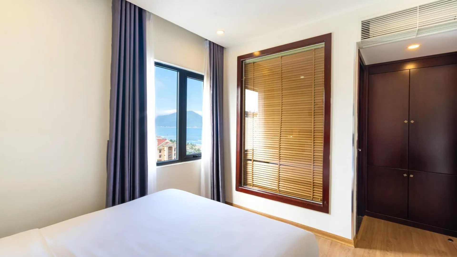 Alani Sea View Hotel Da Nang